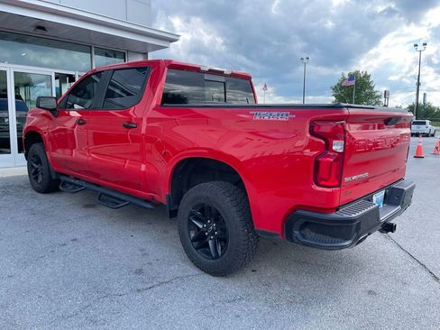 Used 2022 Chevrolet Silverado 1500 LT Trail Boss w/ LT Trail Boss Premium Package AWD/4WD image 4