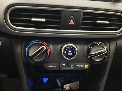 Used 2020 Hyundai Kona SEL AWD/4WD image 27