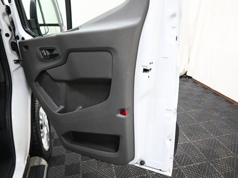 Used 2024 Ford Transit 250 Low Roof w/ Exterior Upgrade Package image 17