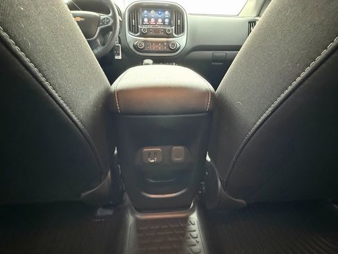 Certified 2022 Chevrolet Colorado LT w/ LT Convenience Package image 32