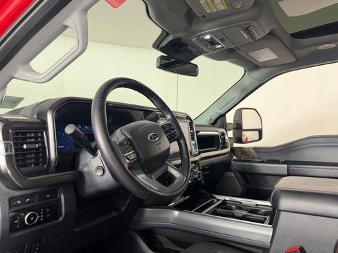 Used 2024 Ford F350 Lariat w/ Lariat Ultimate Package AWD/4WD image 23