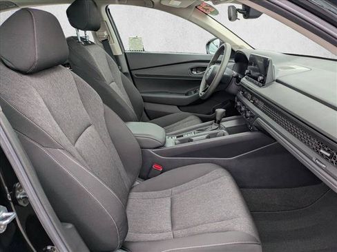 Used 2023 Honda Accord EX image 20