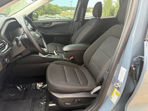 Used 2024 Ford Escape Active w/ Cold Weather Package FWD image 19