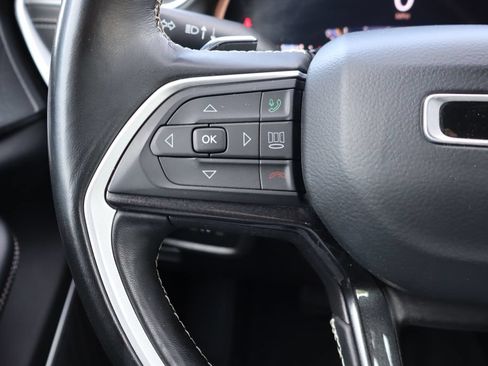 Used 2021 Jeep Grand Cherokee L Laredo AWD/4WD image 7