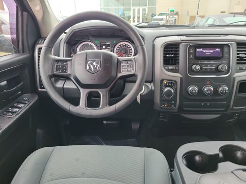 Used 2018 RAM 1500 Express image 10