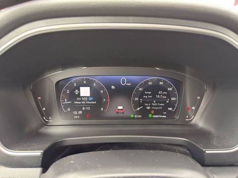 Used 2025 Honda Pilot Elite image 31