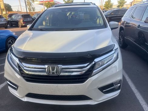 Used 2019 Honda Odyssey Elite image 5
