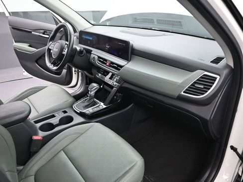 Used 2024 Kia Seltos SX image 23