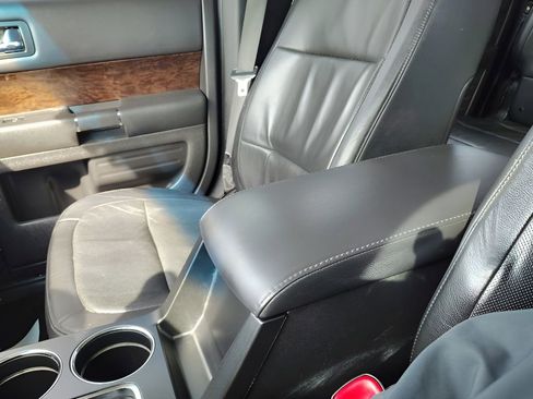 Used 2019 Ford Flex Limited FWD image 26