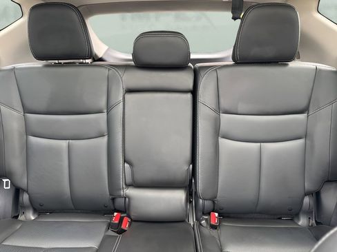 Used 2024 Nissan Murano SL image 13