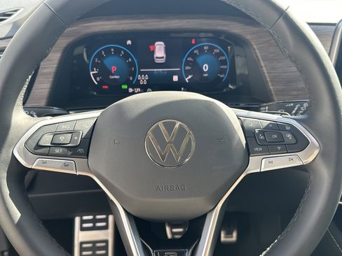 New 2026 Volkswagen Atlas SEL Premium R-Line AWD/4WD image 16