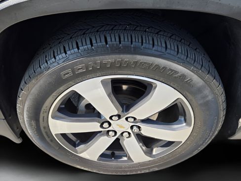 Certified 2020 Chevrolet Traverse LT w/ LT Premium Package FWD image 30
