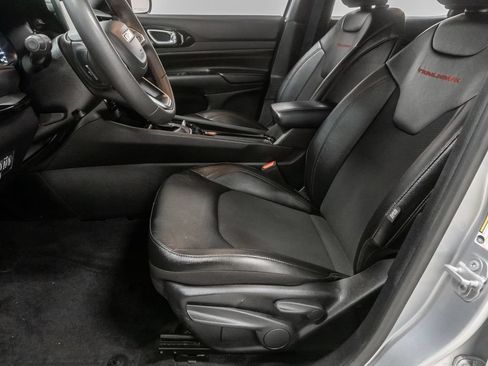 Certified 2025 Jeep Compass Trailhawk AWD/4WD image 11