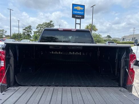 Used 2024 Chevrolet Silverado 1500 LT AWD/4WD image 24