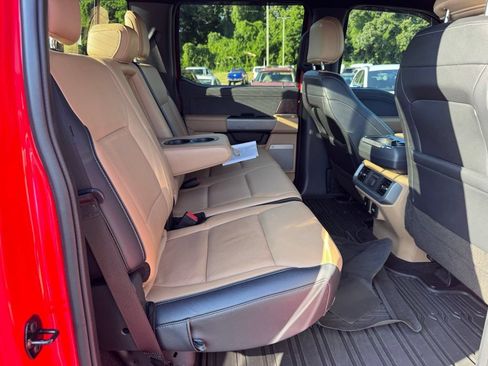 Used 2022 Ford F150 Lariat w/ Equipment Group 502A High AWD/4WD image 30