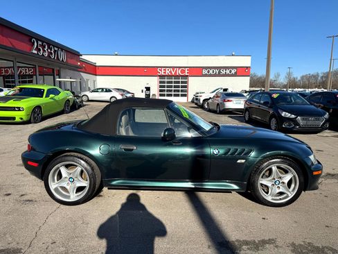 Used 2001 BMW Z3 3.0i image 2