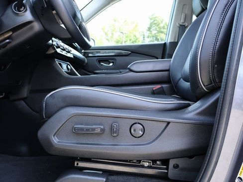 Used 2023 Honda Pilot Elite image 32