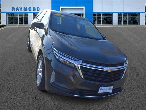 Certified 2024 Chevrolet Equinox LT image 9