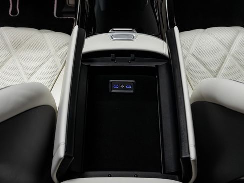 Used 2024 Mercedes-Benz Maybach S 680 4MATIC image 30