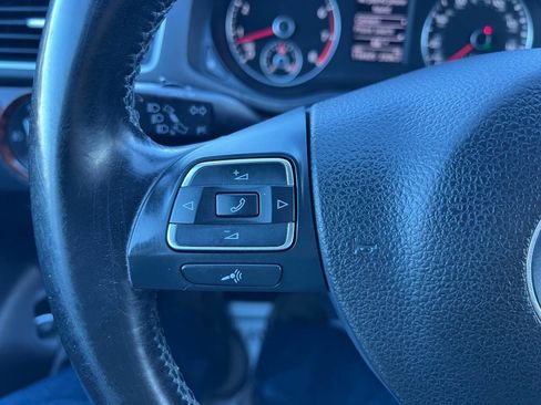 Used 2012 Volkswagen Passat 2.5 SEL Premium FWD image 32