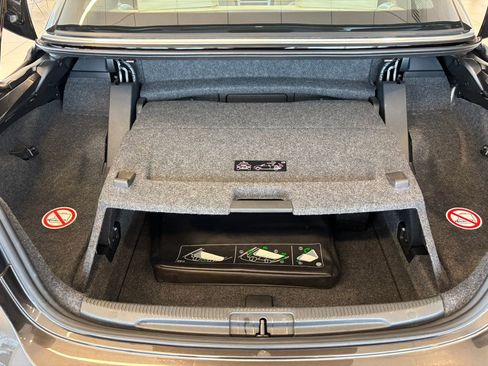 Used 2015 Volkswagen Eos Executive image 36