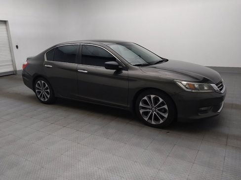 Used 2015 Honda Accord Sport image 11