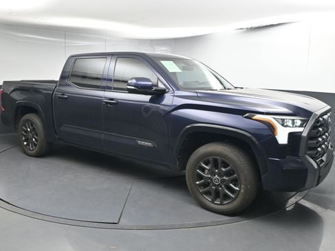 Used 2024 Toyota Tundra Platinum image 6