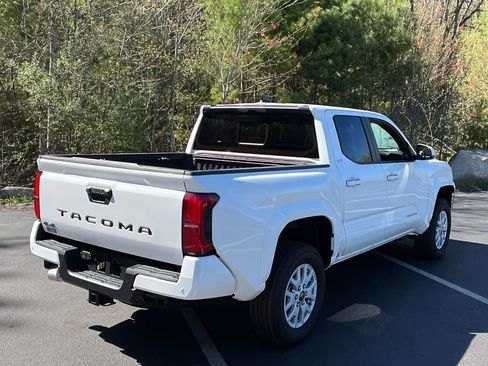 New 2025 Toyota Tacoma SR5 AWD/4WD image 5