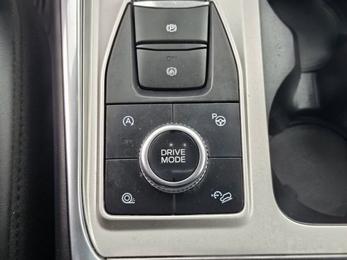 Certified 2021 Ford Explorer Platinum w/ Equipment Group 601A AWD/4WD image 29