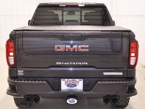 Used 2025 GMC Sierra 1500 Elevation w/ Elevation Premium Package image 8