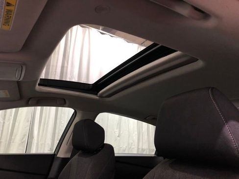 Used 2023 Honda Accord EX image 20