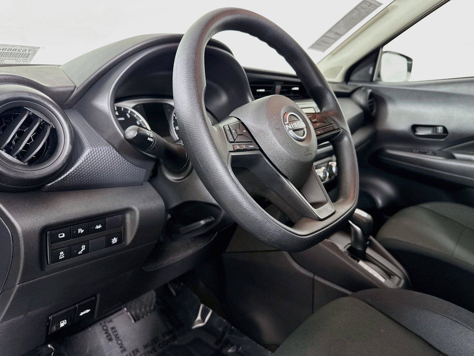 Used 2024 Nissan Kicks S FWD image 4