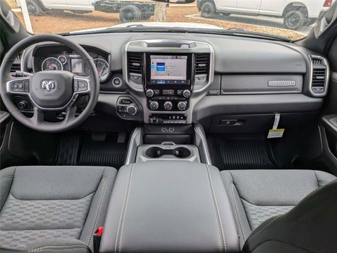 New 2026 RAM 1500 Big Horn AWD/4WD image 15