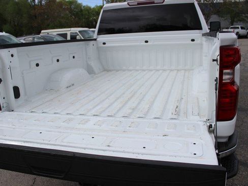 Used 2021 Chevrolet Silverado 2500 LT w/ Fleet Comfort Package image 13