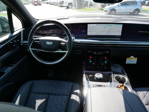 Used 2026 Cadillac Escalade IQ Sport 1 w/ LPO, Floor Liner Package image 8