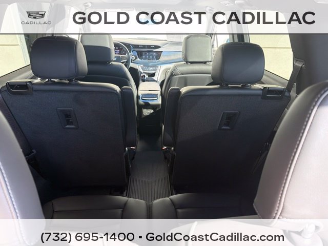 Used 2024 Cadillac XT6 Sport w/ Technology Package AWD/4WD image 13