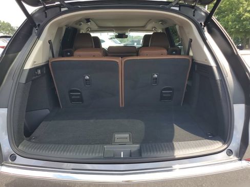 Certified 2024 Acura MDX FWD w/ Technology Package image 9