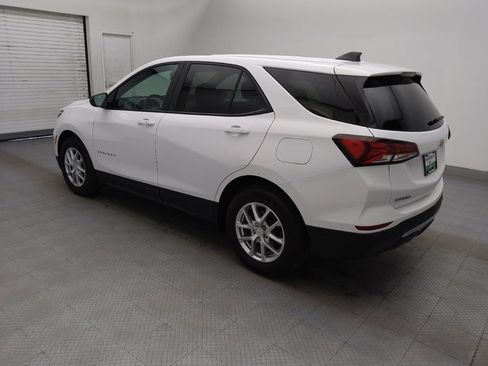 Used 2024 Chevrolet Equinox LS w/ LS Convenience Package FWD image 3