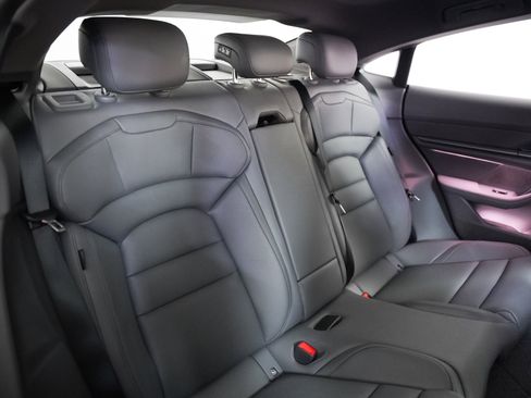 New 2026 Porsche Taycan image 6