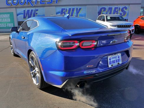 Used 2021 Chevrolet Camaro LT w/ RS Package image 7