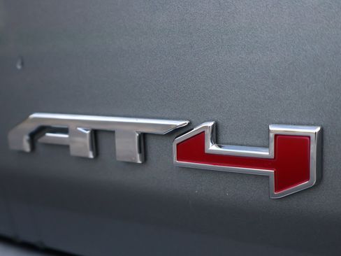 Used 2024 GMC Terrain AT4 w/ Tech Package AWD/4WD image 6