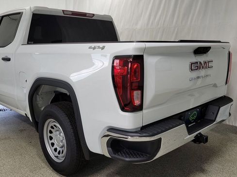 Used 2024 GMC Sierra 1500 Pro w/ Pro Value Package image 7