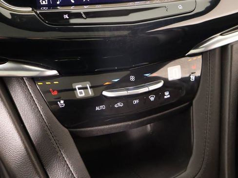 Used 2022 Cadillac XT6 Premium Luxury w/ LPO, Radiant Package image 7