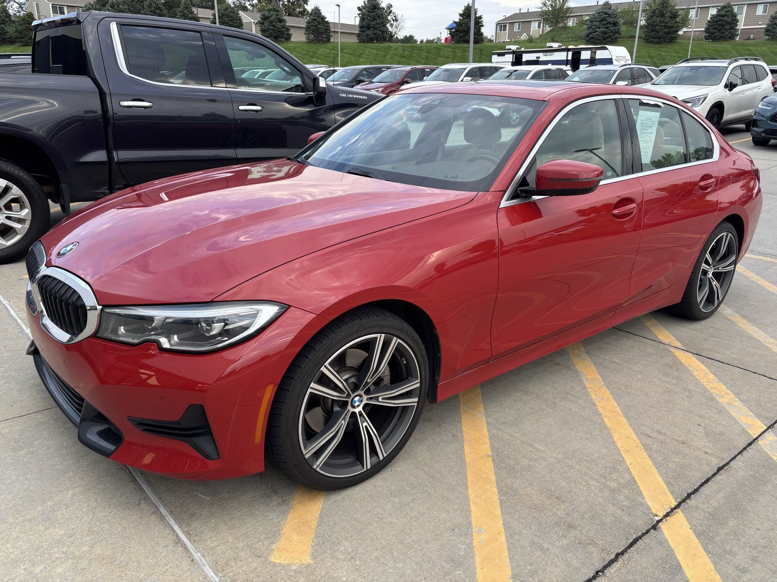 Used 2022 BMW 330i xDrive Sedan w/ Driving Assistance Package AWD/4WD image 1
