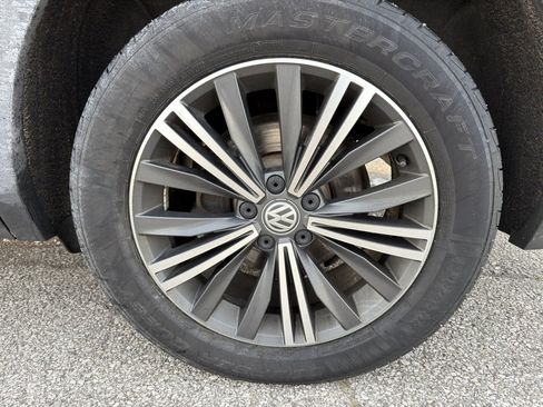 Used 2019 Volkswagen Tiguan SEL image 20