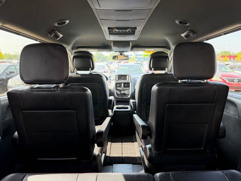 Used 2019 Dodge Grand Caravan GT FWD image 35