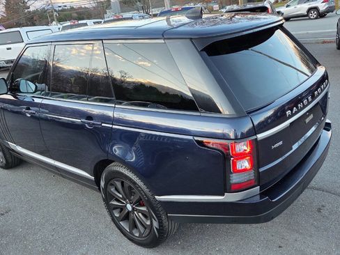 Used 2017 Land Rover Range Rover HSE image 10