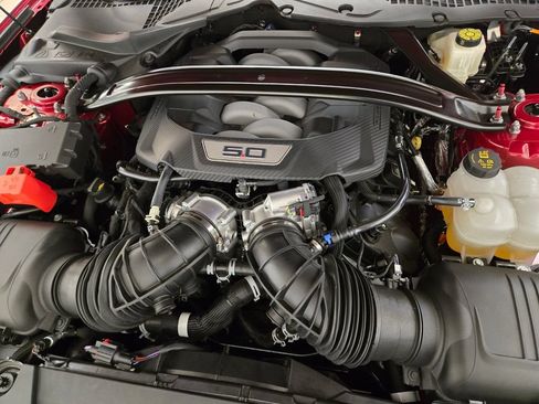 Used 2024 Ford Mustang GT Premium RWD image 27