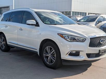 Used 2020 INFINITI QX60 Luxe w/ Essential Package
