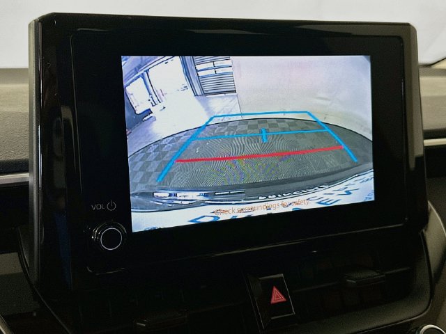 Used 2024 Toyota Corolla LE FWD image 17